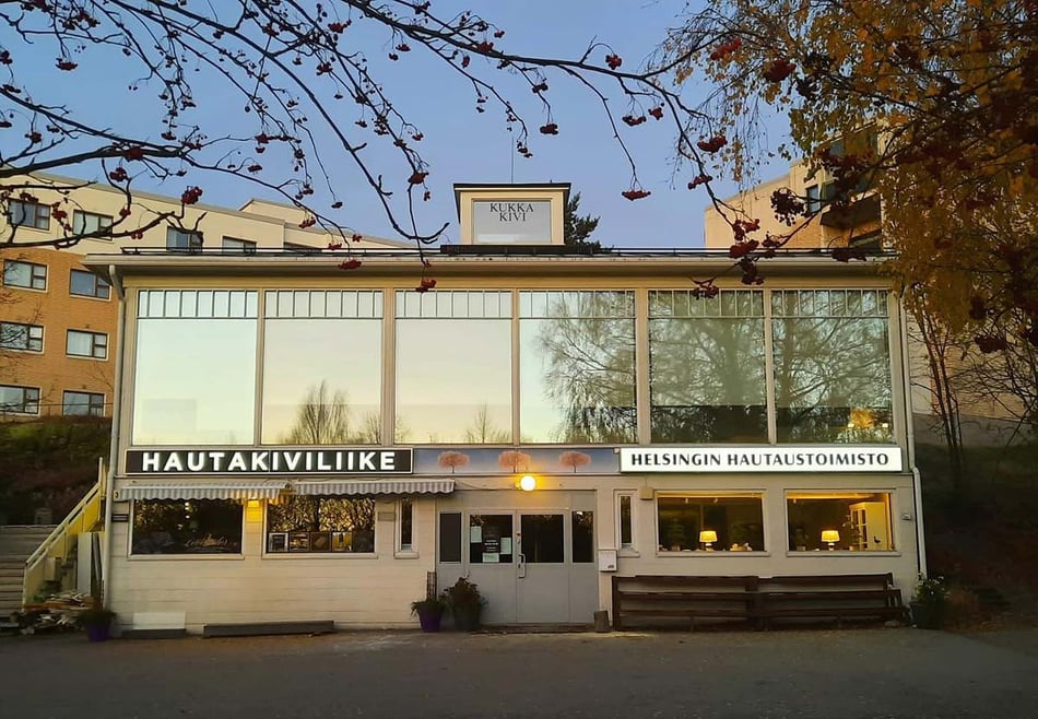 Helsingin hautaustoimistolle on tärkeää näkyä oikeassa paikassa oikeaan aikaan